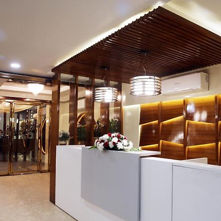 Awadh Inn Noida Zewnętrze zdjęcie