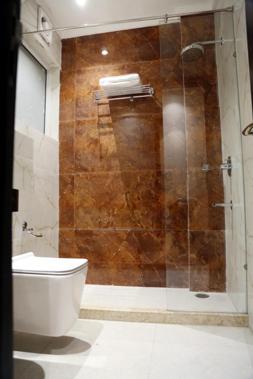 Awadh Inn Noida Zewnętrze zdjęcie