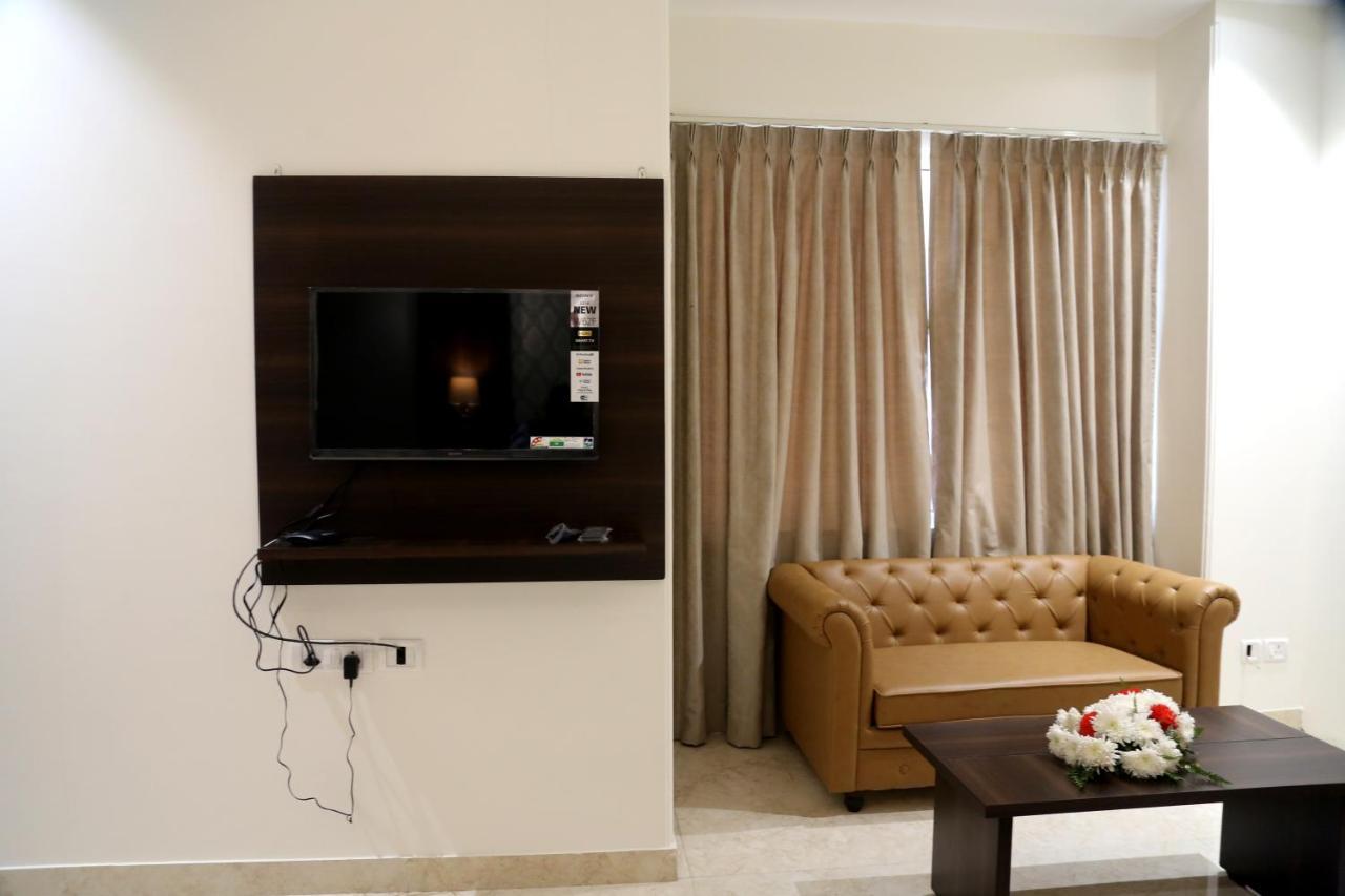 Awadh Inn Noida Zewnętrze zdjęcie